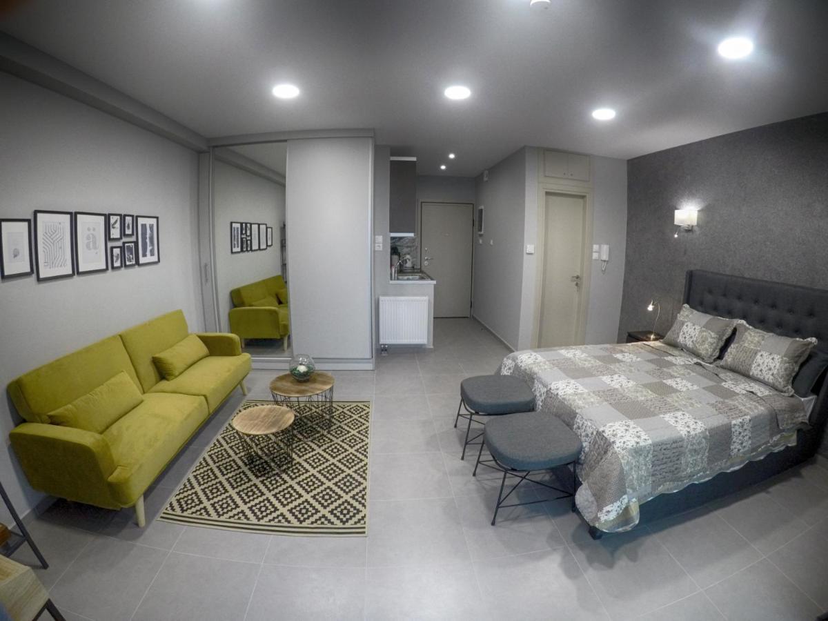 Dreamstudio In The City Center Volos Exterior photo