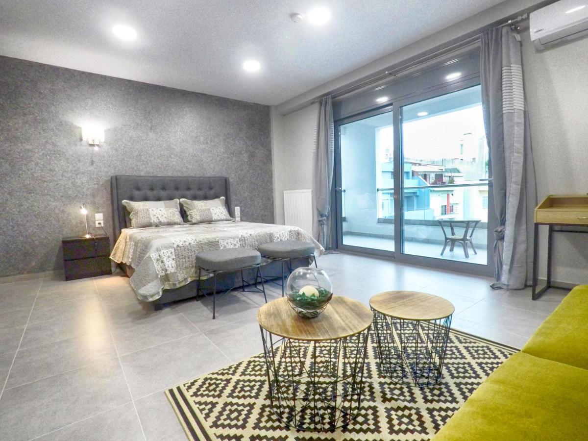 Dreamstudio In The City Center Volos Exterior photo