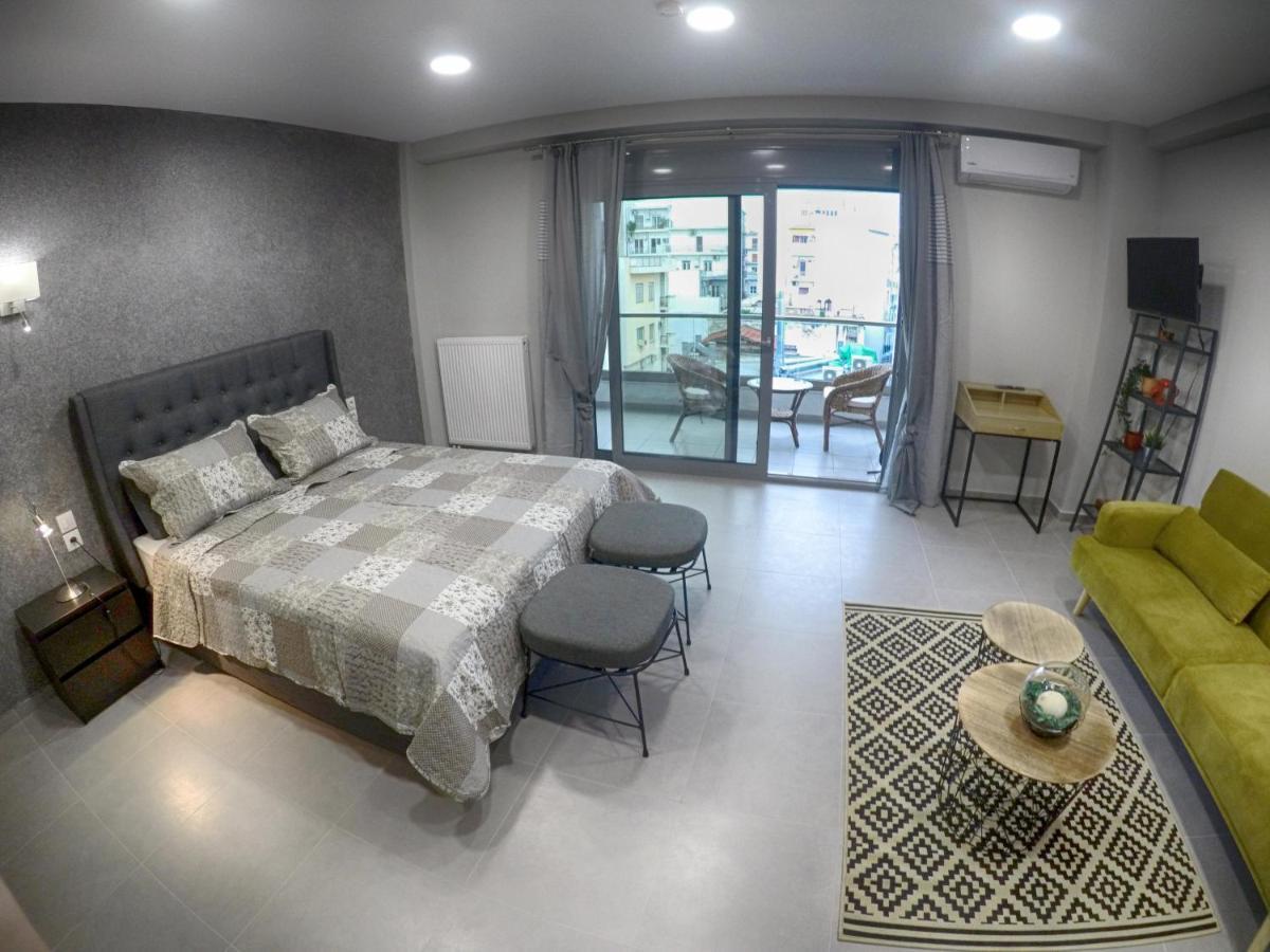 Dreamstudio In The City Center Volos Exterior photo